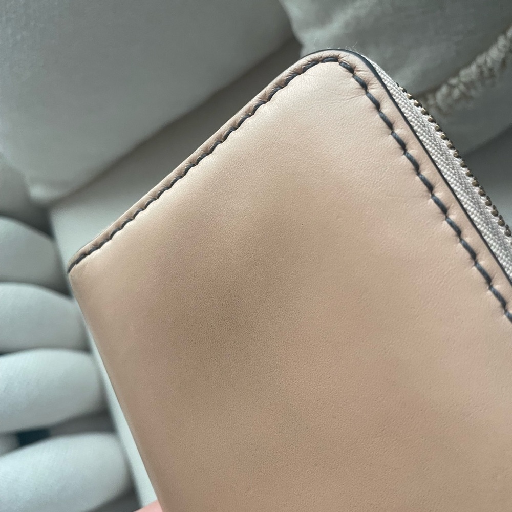 DIOR NUDE ZIP AROUND WALLET - Picture 8 of 9